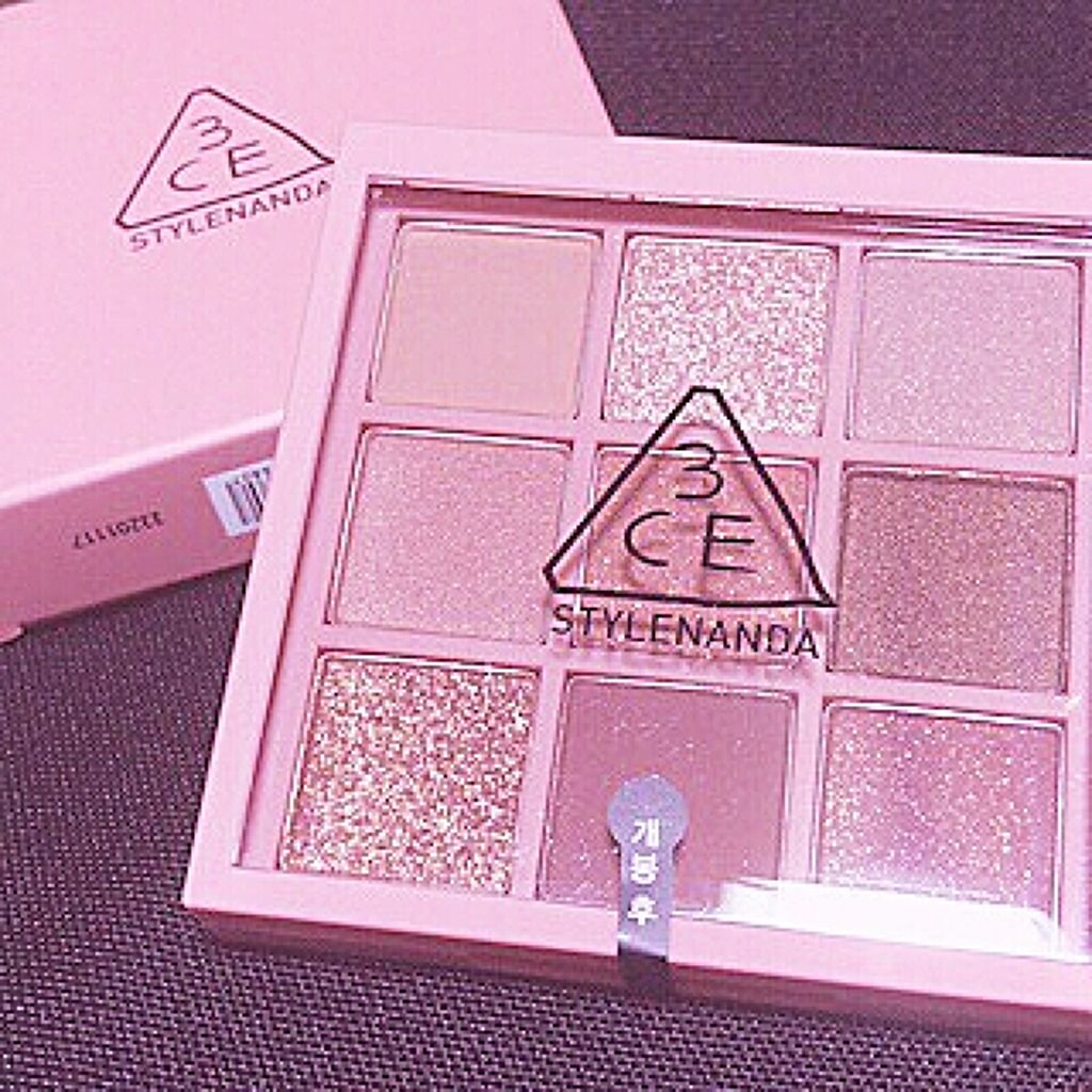 colorful_perfume_xru on LIPS 「ラメが入っていて、凄くのびます!濃いめの色や、薄い色、ピンク、..」(1枚目)