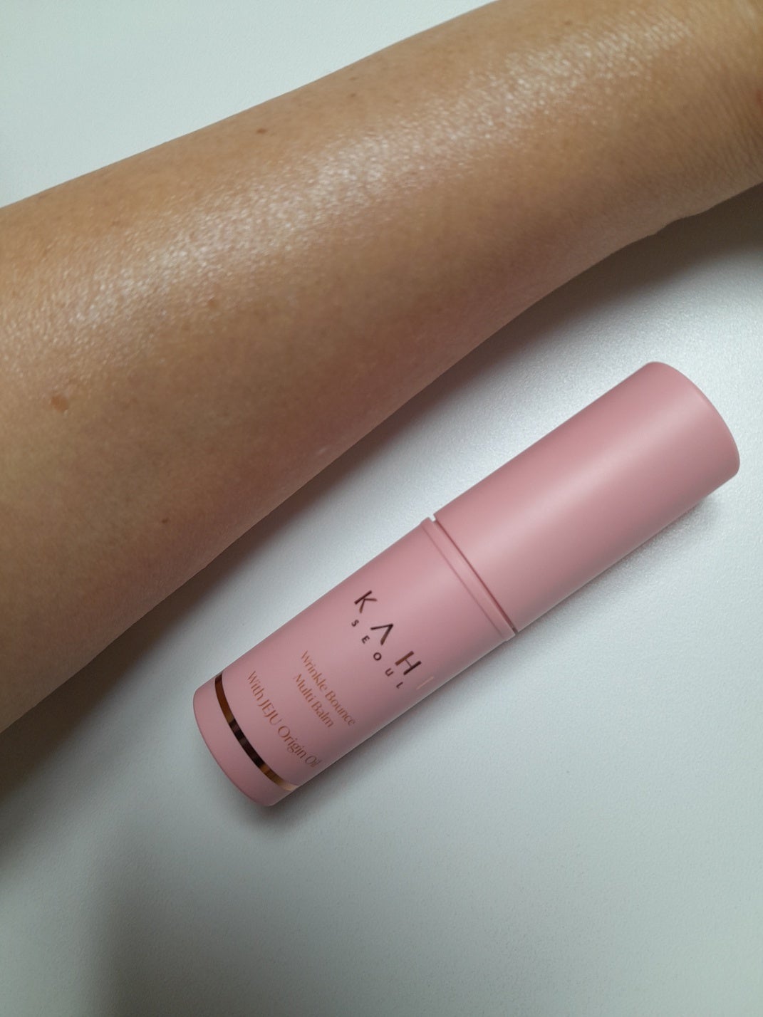 WRバウンス マルチバーム/KAHI/フェイスバームを使ったクチコミ(3枚目)