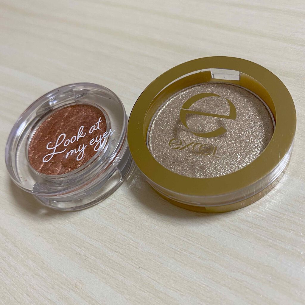 シャイニーシャドウ N/excel/単色アイシャドウを使ったクチコミ（1枚目）