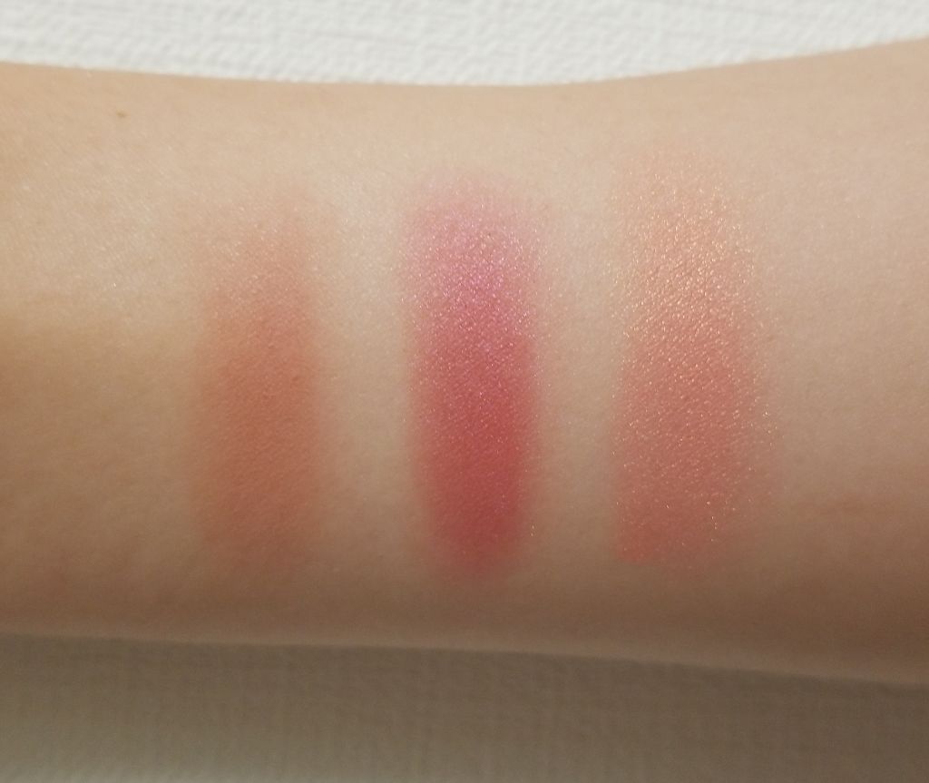 ブラッシュ カラー インフュージョン/ローラ メルシエ/パウダーチークを使ったクチコミ（2枚目）