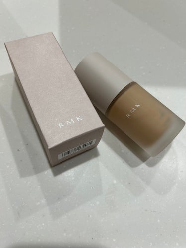 RMK リクイドファンデーション フローレスカバレッジ/RMK/リキッドファンデーションを使ったクチコミ（1枚目）