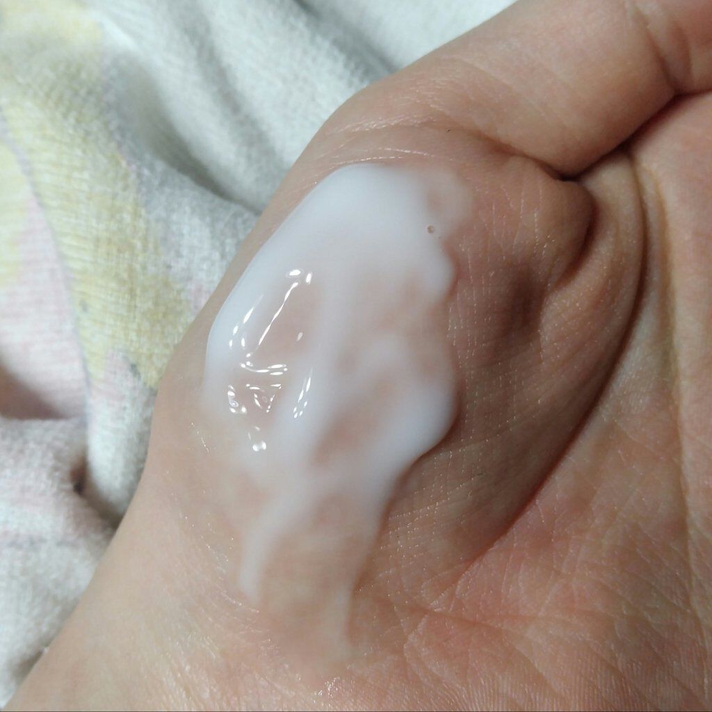 とろんと濃ジェル 薬用美白 N/なめらか本舗/オールインワン化粧品を使ったクチコミ(4枚目)