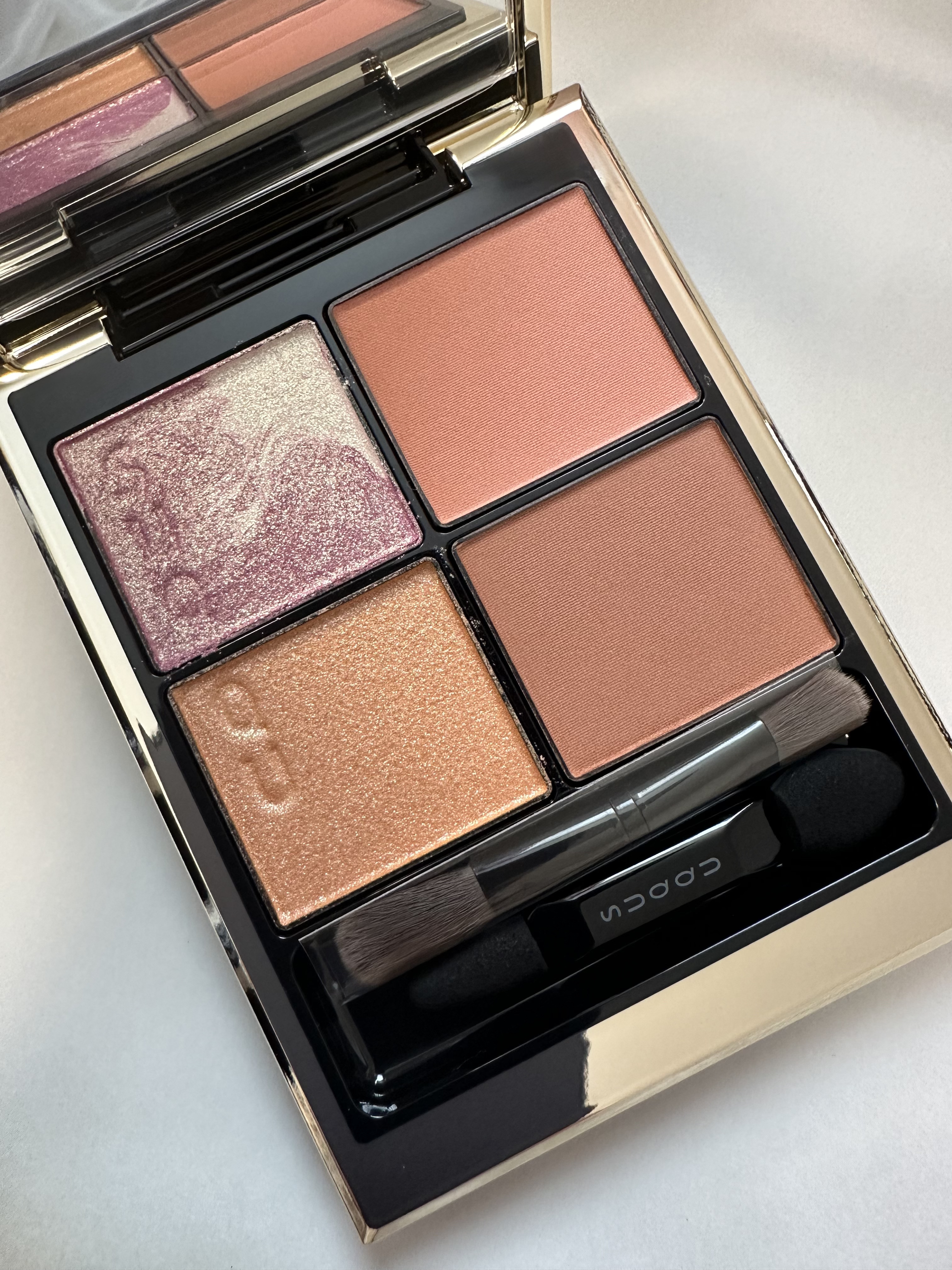 シグニチャー カラー アイズ/SUQQU/アイシャドウパレットを使ったクチコミ（2枚目）