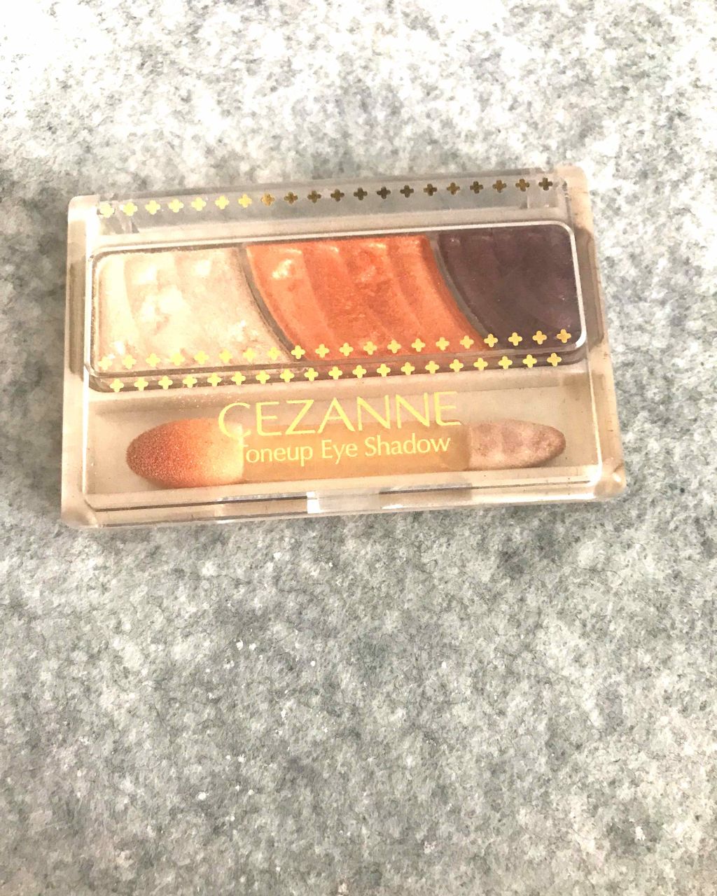 トーンアップアイシャドウ/CEZANNE/アイシャドウパレットを使ったクチコミ(1枚目)
