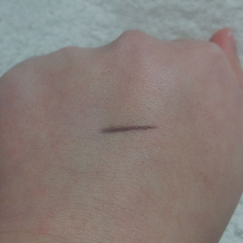 「密着アイライナー」クリームペンシル/デジャヴュ/ペンシルアイライナーを使ったクチコミ(4枚目)