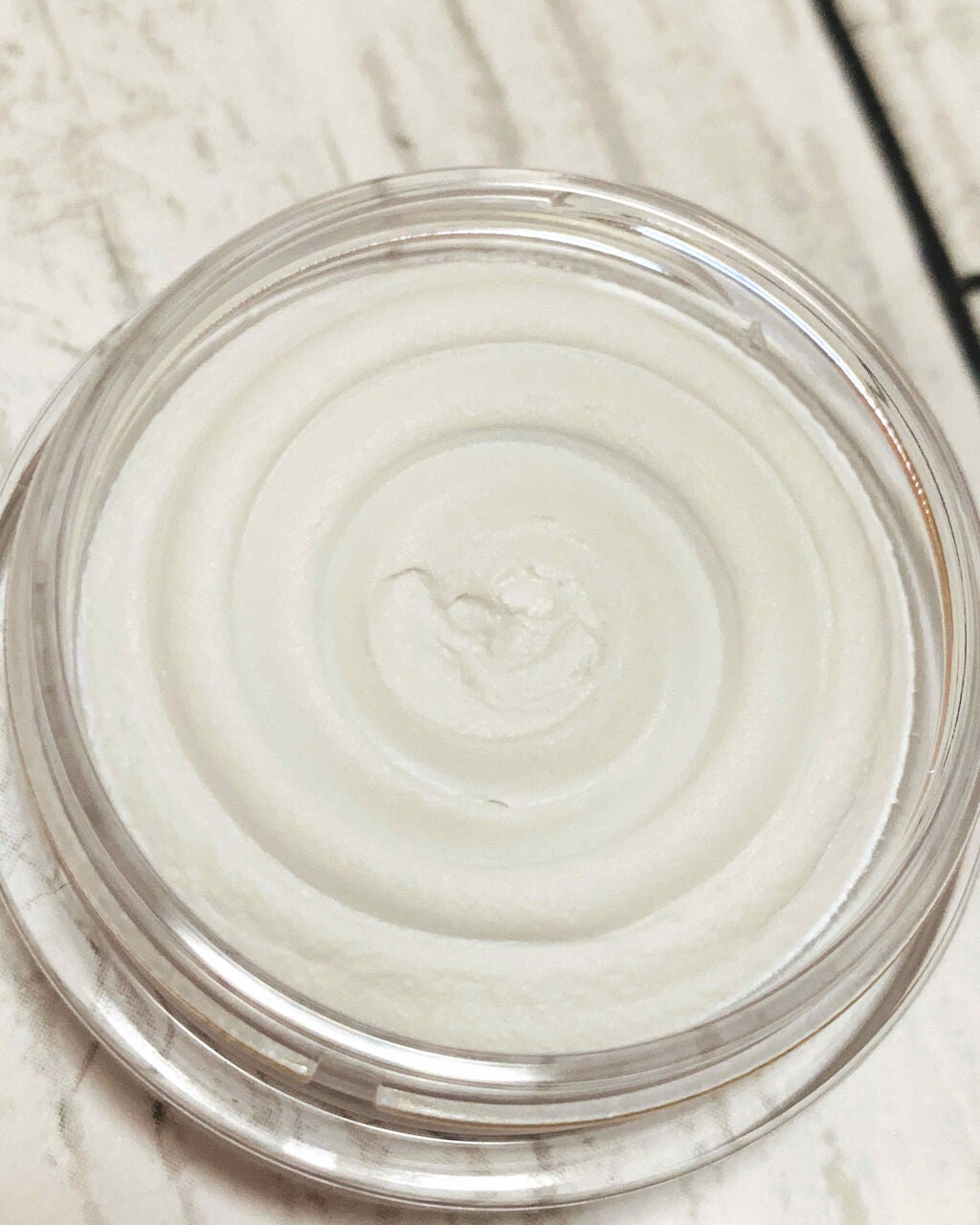 ポアレスエアリーベース/キャンメイク/化粧下地を使ったクチコミ(3枚目)