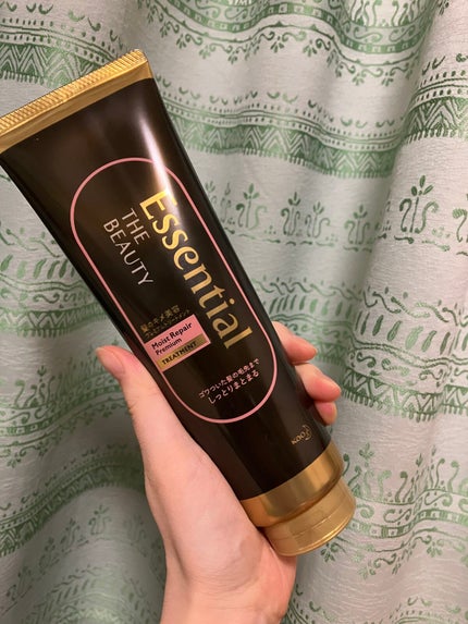 THE BEAUTY 髪のキメ美容プレミアムトリートメント<モイストリペアプレミアム>/エッセンシャル/洗い流すヘアトリートメントを使ったクチコミ(1枚目)