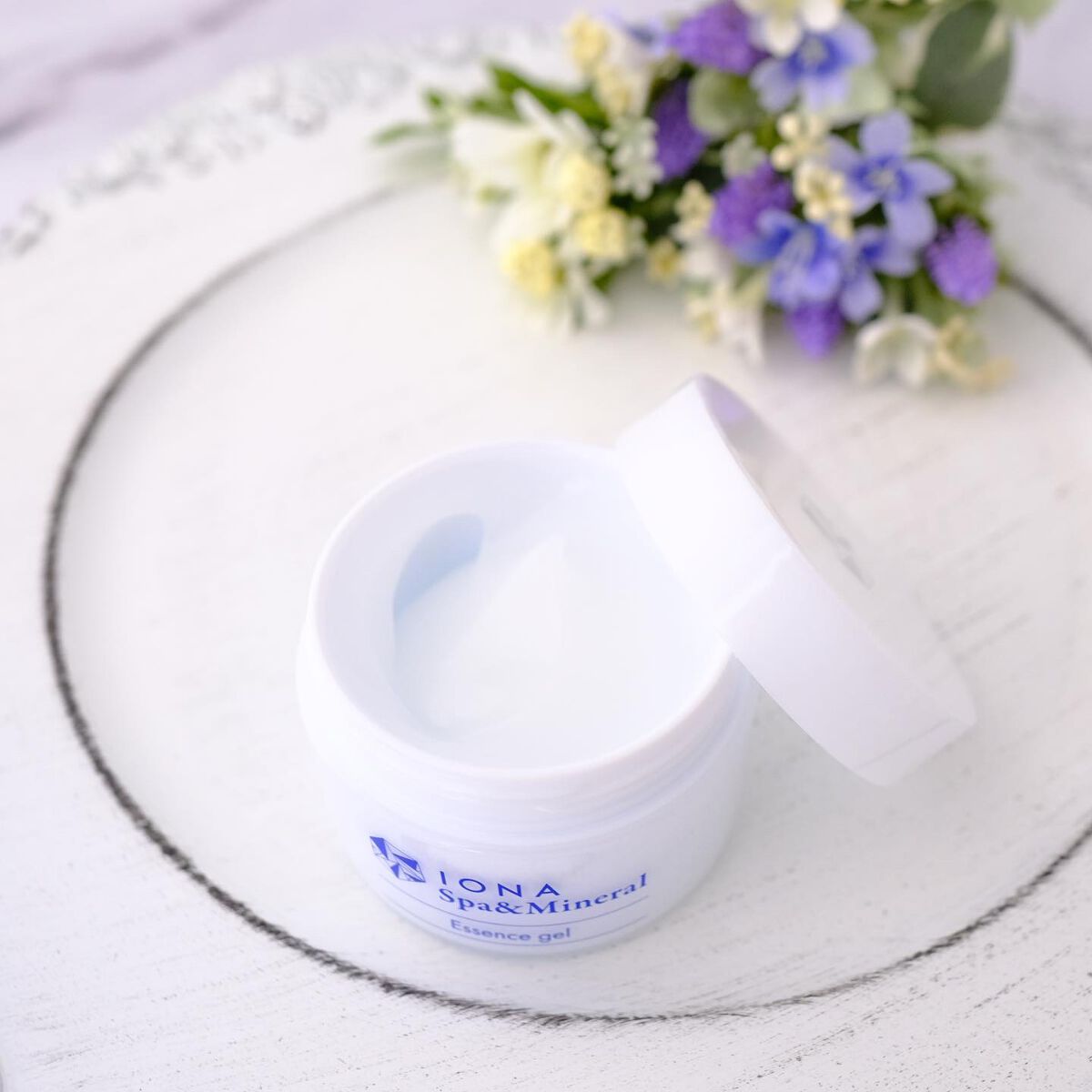 エッセンス ジェル/イオナ スパ&ミネラル/オールインワン化粧品を使ったクチコミ(5枚目)