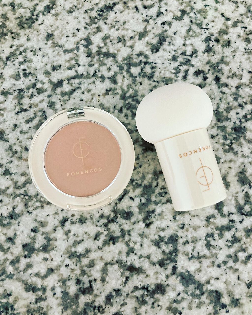 ベアブラッシャー パフ付き/フォレンコス/パウダーチークを使ったクチコミ（3枚目）