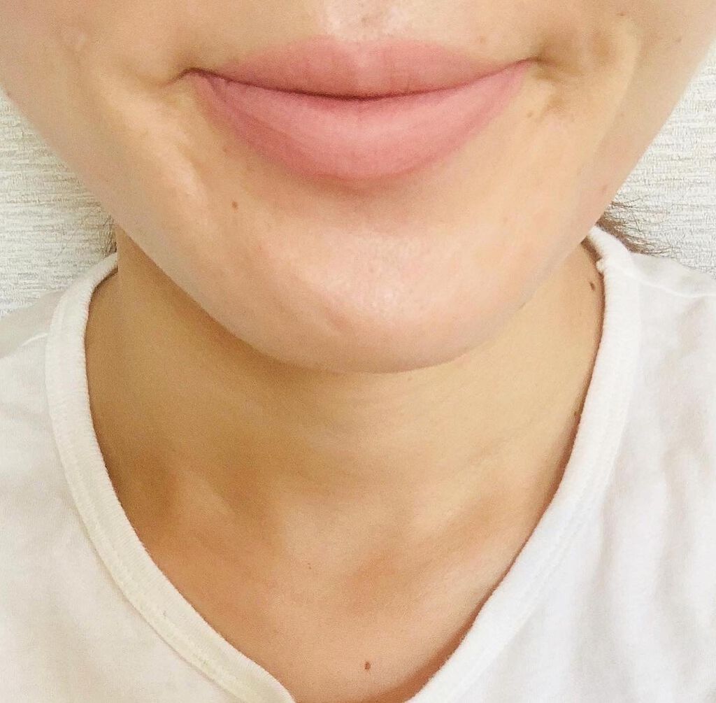 美容家インフルエンサー坂本ゆか on LIPS 「*暖かくなってきて☀️服と一緒にメイクも春メイクにシフト中🌸💄..」(3枚目)