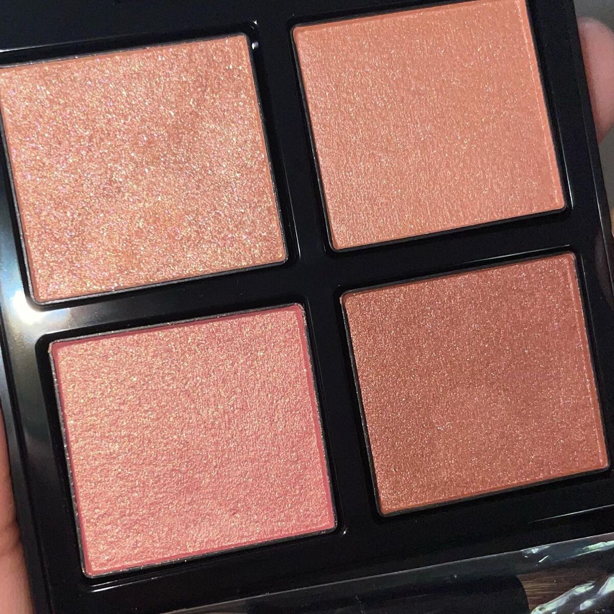 アディクション ザ ブラッシュ マット/ADDICTION/パウダーチークを使ったクチコミ（3枚目）