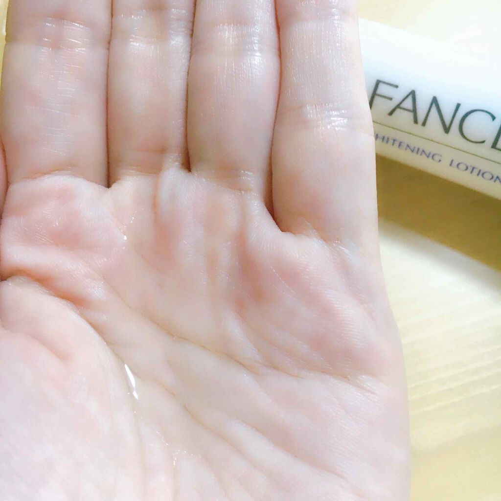 ホワイトニング 化粧液 II しっとり<医薬部外品>/ファンケル/化粧水を使ったクチコミ(2枚目)