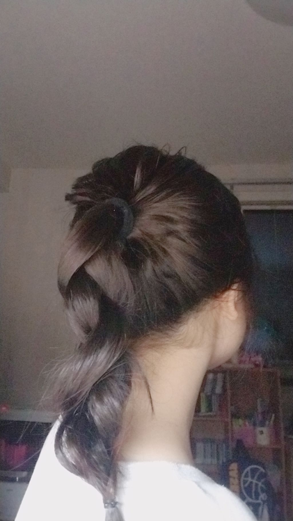 梓毬 on LIPS 「今日は、ポニーテールからアレンジしてみました!運動部のマネージ..」(1枚目)