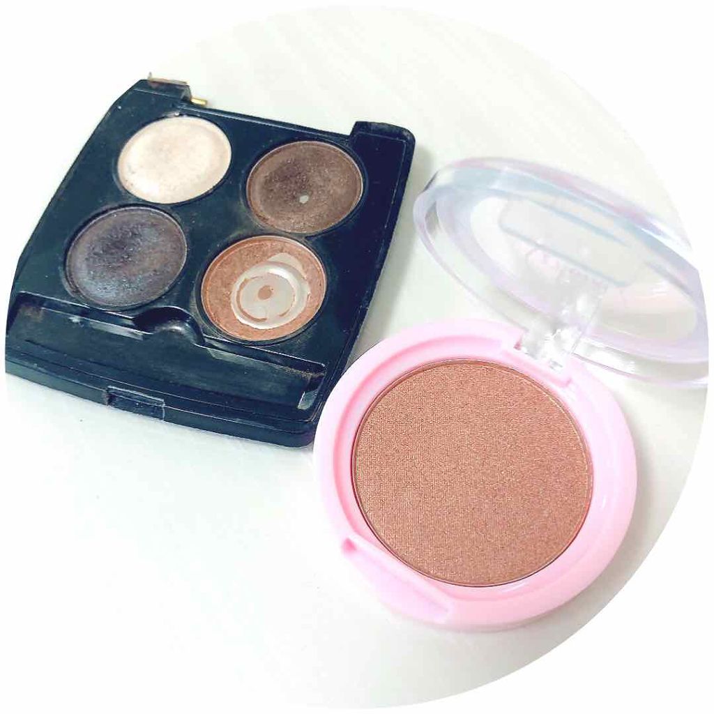 ダイソー×IT GIRL アイシャドウ/DAISO/単色アイシャドウを使ったクチコミ(1枚目)