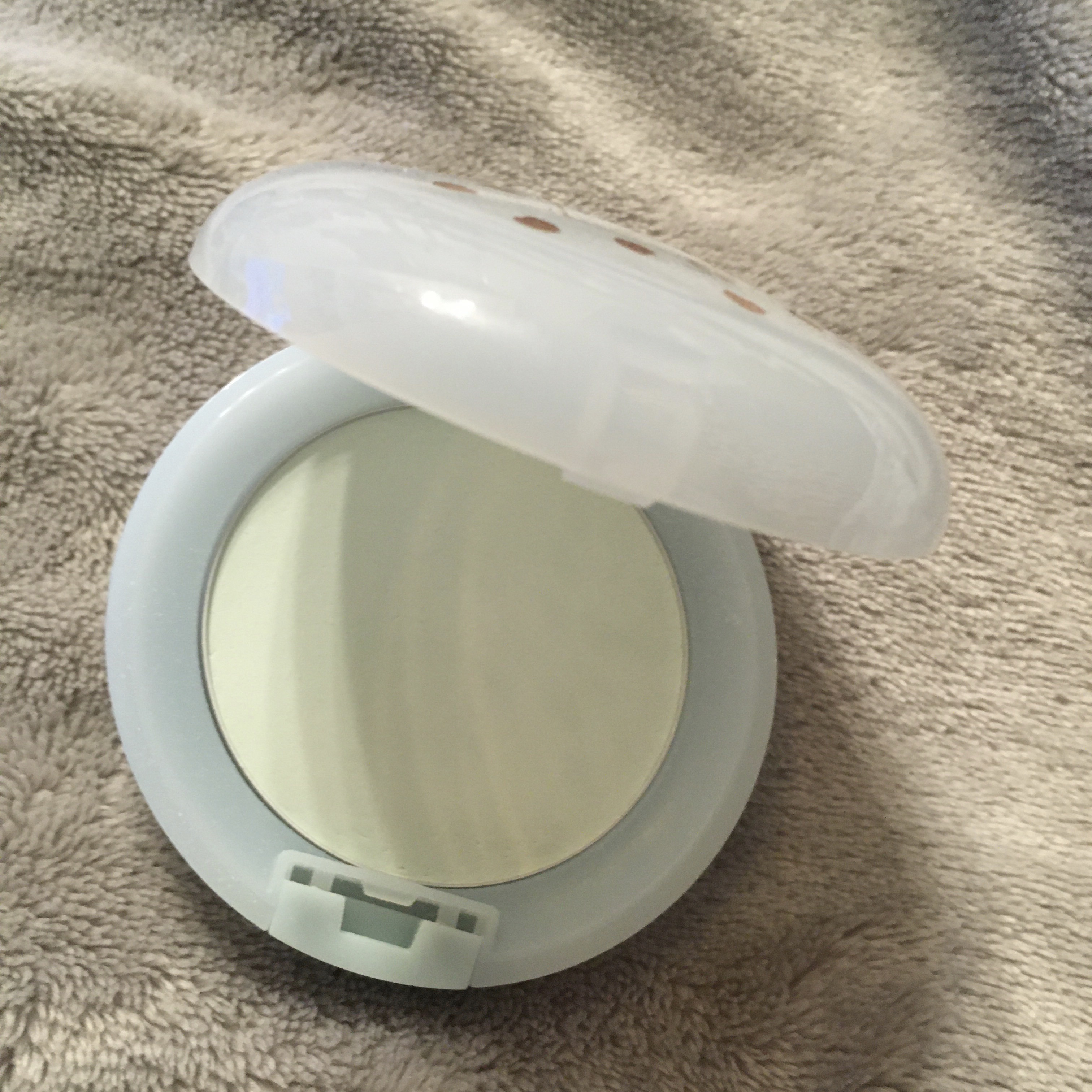 スキンケアパウダー ミントアップルティーの香り/素肌記念日/ルースパウダーを使ったクチコミ（1枚目）