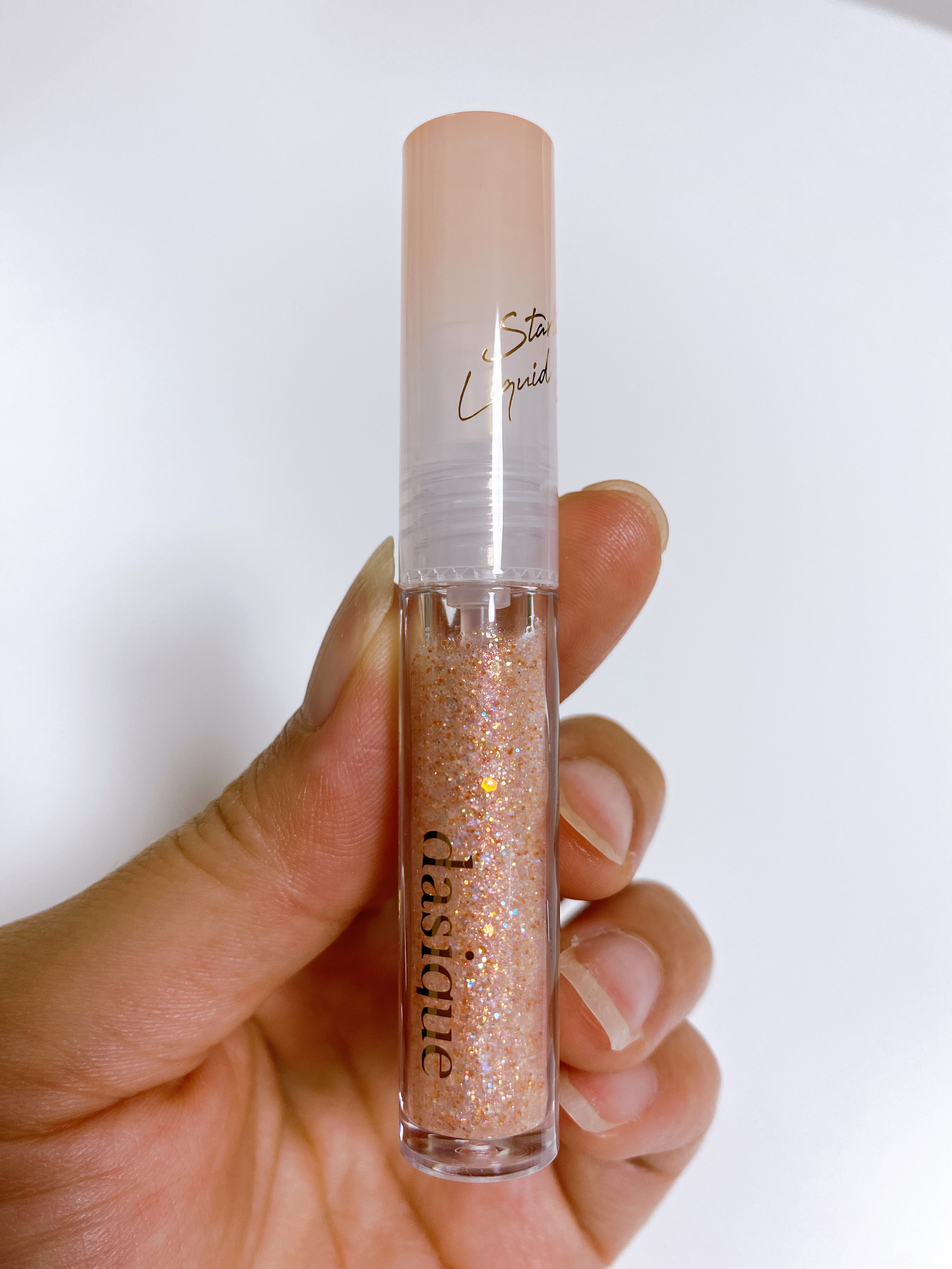 スターリットジュエルリキッドグリッター 07 ムーン ストーン/dasique/グリッターを使ったクチコミ（2枚目）