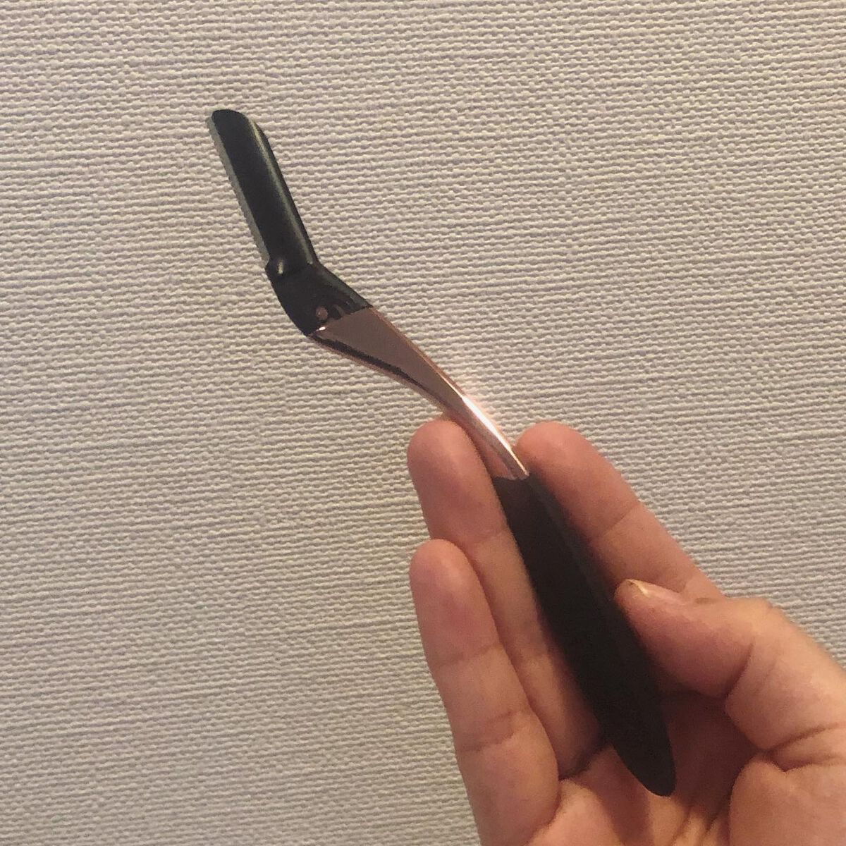 サロンプラス トーンアップ フェイススムーサー ホルダー（刃付き）/サロンプラス/シェーバーを使ったクチコミ（2枚目）