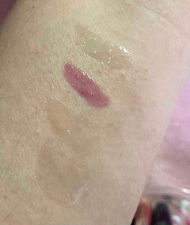 UR GLAM　LIP OIL ターコイズブルー/U R GLAM/リップグロスを使ったクチコミ（2枚目）