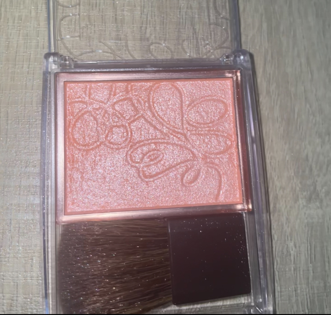 パールグロウニュアンサー/CEZANNE/パウダーハイライトを使ったクチコミ（2枚目）