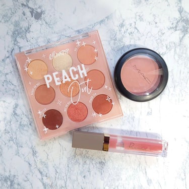 PEACH Out/ColourPop/パウダーアイシャドウを使ったクチコミ（3枚目）