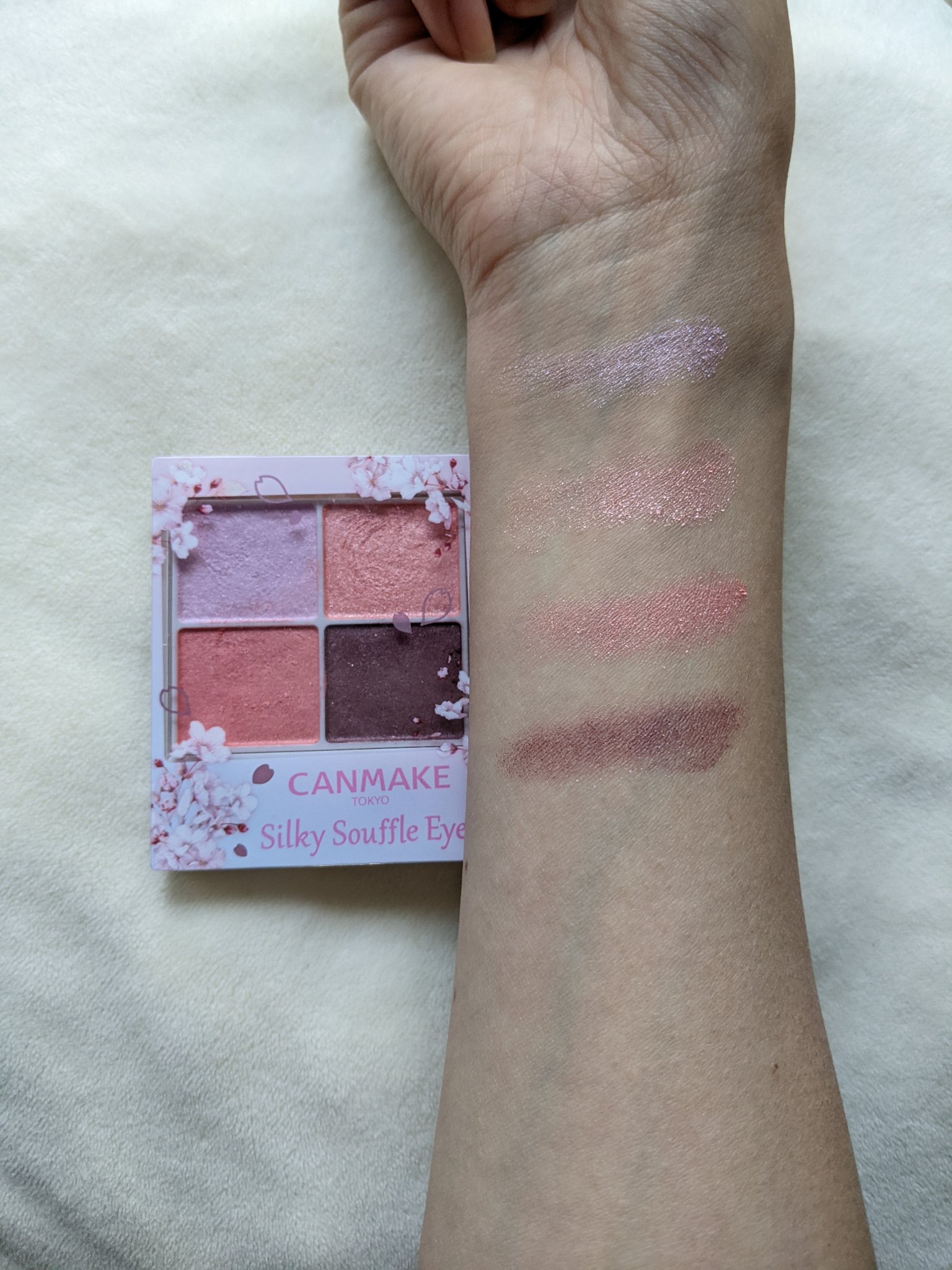 シルキースフレアイズ/キャンメイク/アイシャドウパレットを使ったクチコミ（2枚目）