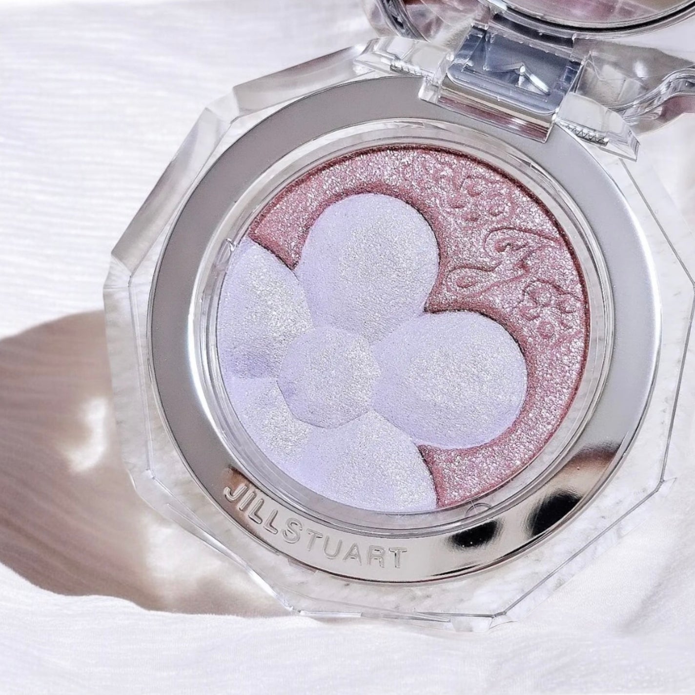 ジルスチュアート クリスタルブルーム ペタルクチュールアイズ デュオ/JILL STUART/アイシャドウパレットを使ったクチコミ(1枚目)