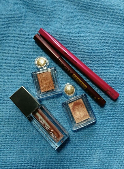 シャドーカスタマイズ/MAJOLICA MAJORCA/単色アイシャドウを使ったクチコミ(1枚目)