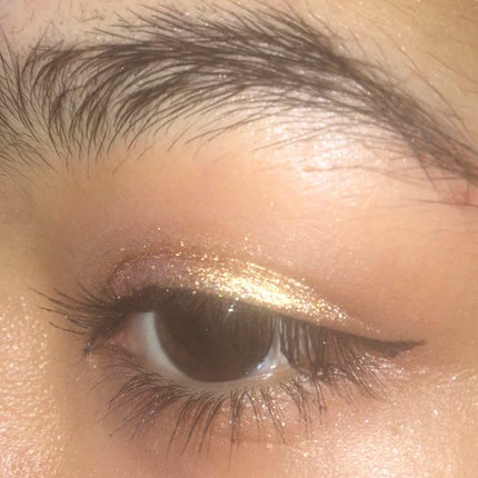 FENTY BEAUTY BY RIHANNA Sun Stalk'r Instant Warmth Bronzerのクチコミ「ギラギラのカットクリース風メイクです
本来はコンシーラー使うんですが面倒なのでキラキラそのま.....」(3枚目)