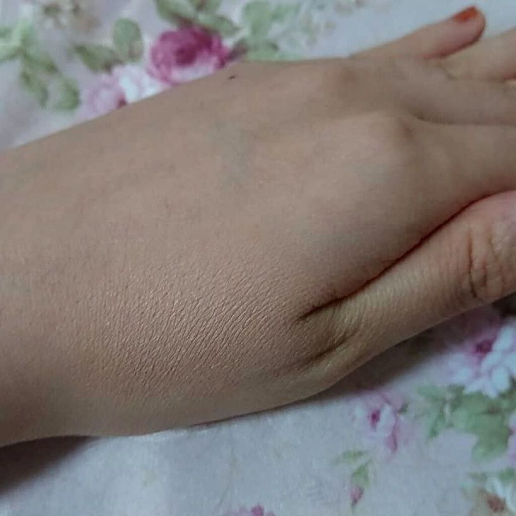 24 ミネラルモイストパウダーファンデ/24h cosme/パウダーファンデーションを使ったクチコミ(4枚目)