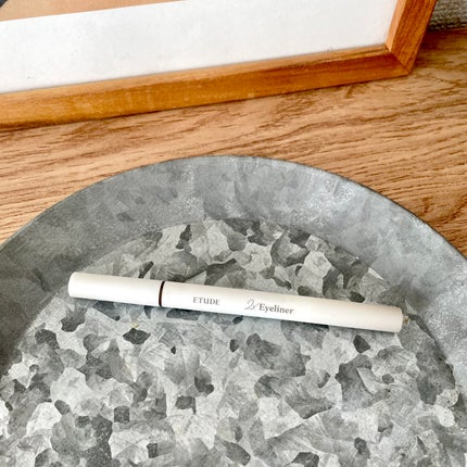 ETUDE シェーディングライナーのクチコミ「メガ割でマスカラを購入した際についてきたアイライナー。
何も情報をいれず使ってみたら、最高すぎ.....」(1枚目)