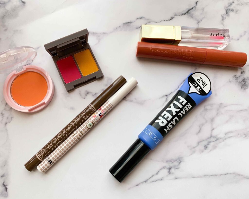 JUDYDOLL 2カラースパークリングアイシャドウベールのクチコミ「
さっそく2カラーアイシャドウで🍑🍋

発色が鬼でした👹（褒めてる）とくにピンクすごい！
なの.....」（1枚目）