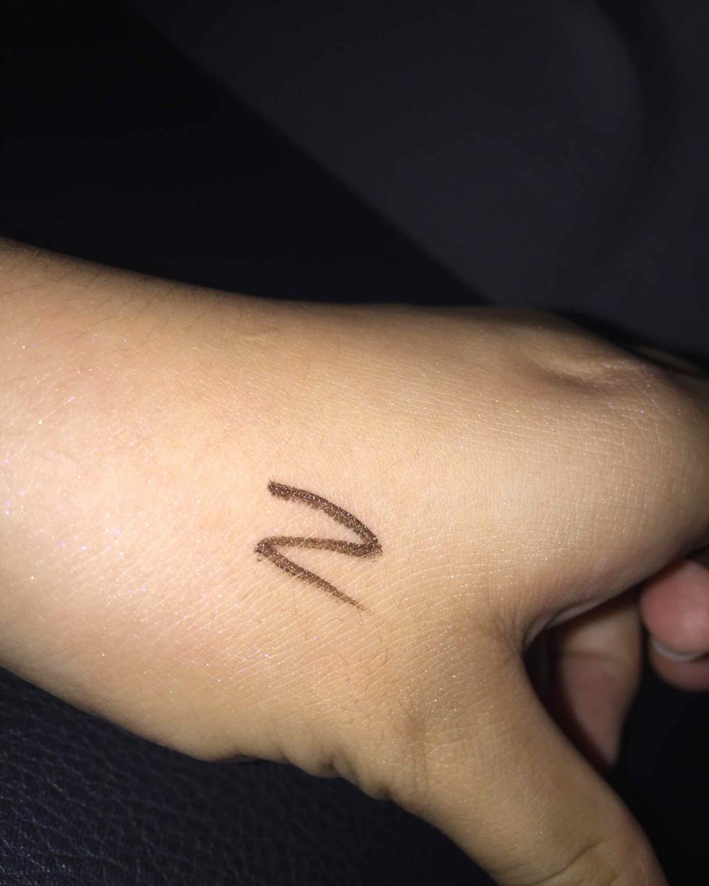 ここタピ on LIPS 「ナチュラル盛れ!!ペンタイプで描きやすい❤︎#シンプル秋ネイル..」(3枚目)