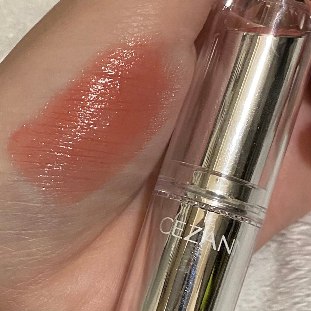 ラスティンググロスリップ/CEZANNE/口紅を使ったクチコミ(3枚目)
