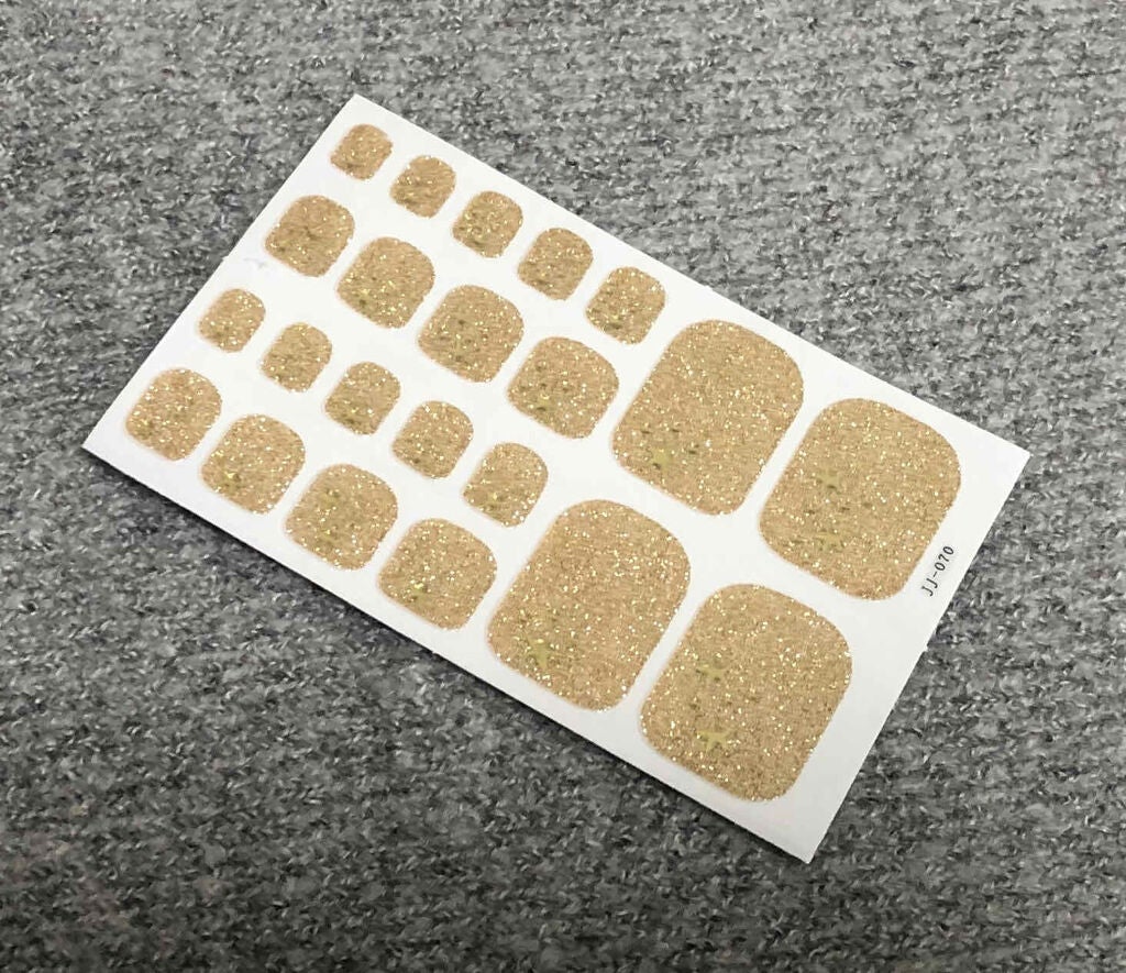 ネイルシール/Qoo10/ネイルシールを使ったクチコミ(1枚目)