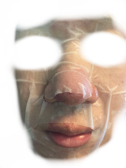 デイリーケアマスク ヒアルロン酸&グレープフルーツ/RISM/シートマスク・パックを使ったクチコミ(2枚目)