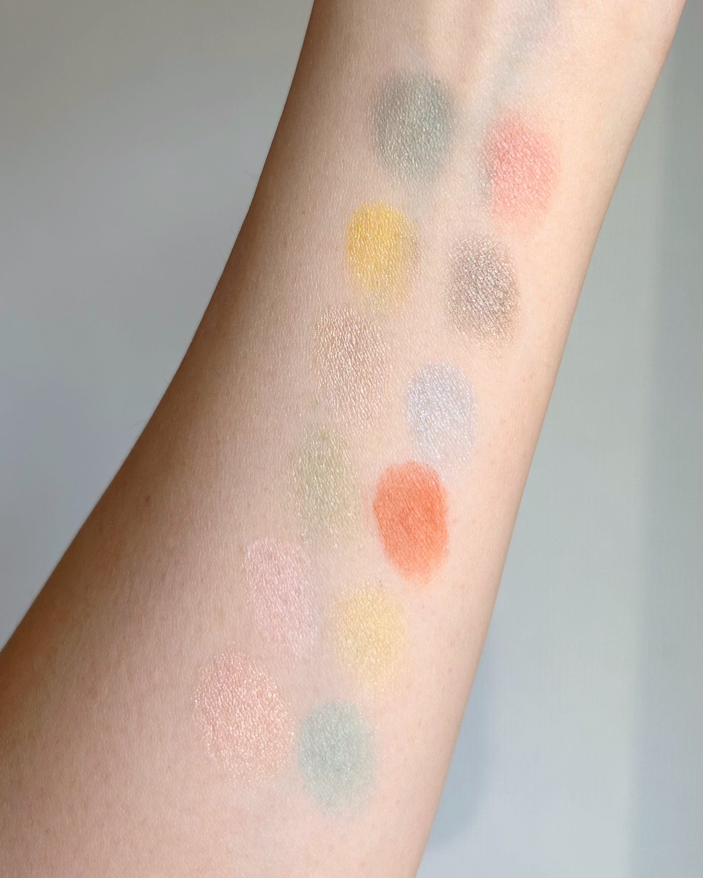 ペタル フロート アイシャドウ/to/one/アイシャドウパレットを使ったクチコミ(6枚目)