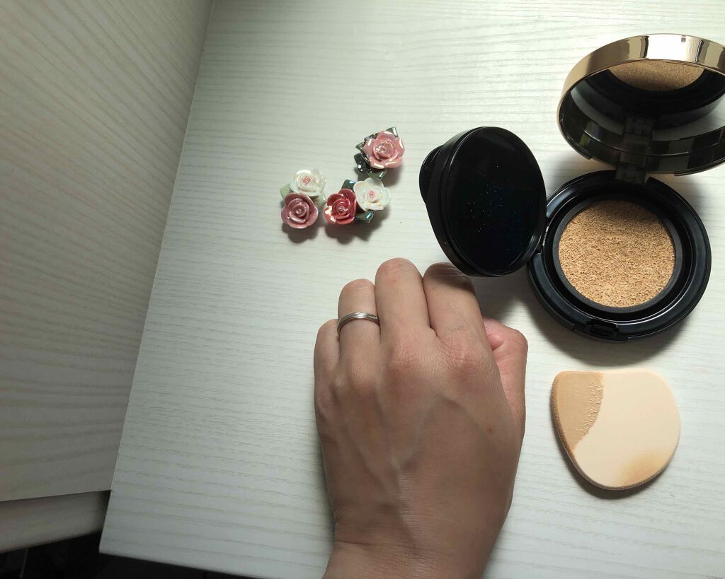 ホワイトカバークッション/エクスボーテ/クッションファンデーションを使ったクチコミ(3枚目)