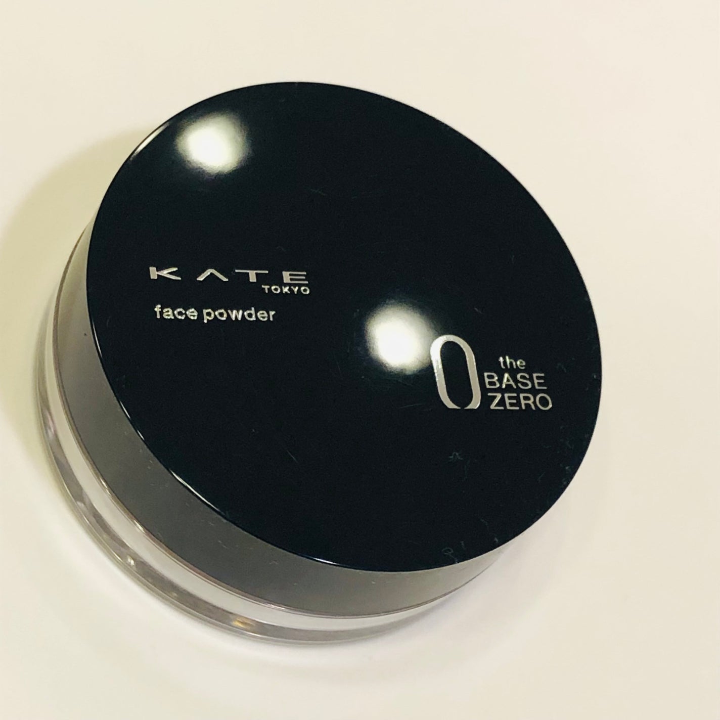 ケイト フェイスパウダーZ(オイルブロック)/KATE/ルースパウダーを使ったクチコミ(3枚目)