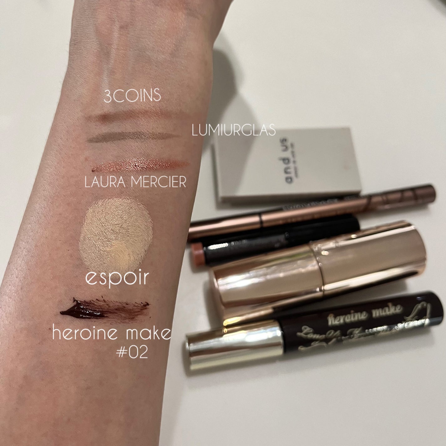 キャビアスティック アイカラー/ローラ メルシエ/スティックアイシャドウを使ったクチコミ(2枚目)