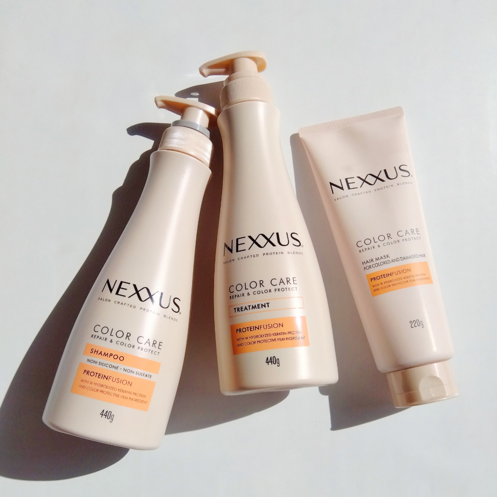 NEXXUS(ネクサス) ネクサス リペアアンドカラープロテクト 洗い流すトリートメント ヘアマスクのクチコミ「　＼触りたくなる色ツヤ長続き／

髪のカラー成分とタンパク質をぎゅっと閉じ込めるヘアマスク！
.....」（1枚目）