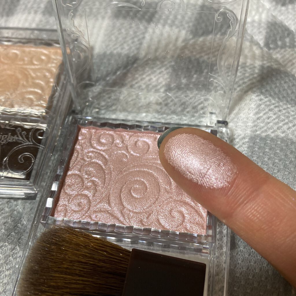 パールグロウハイライト/CEZANNE/パウダーハイライトを使ったクチコミ(2枚目)