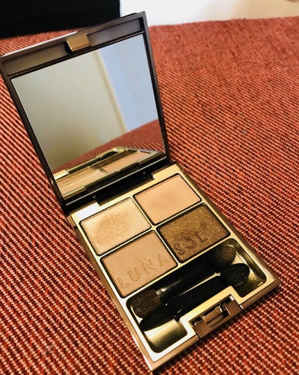 スキンモデリングアイズ/LUNASOL/アイシャドウパレットを使ったクチコミ(1枚目)