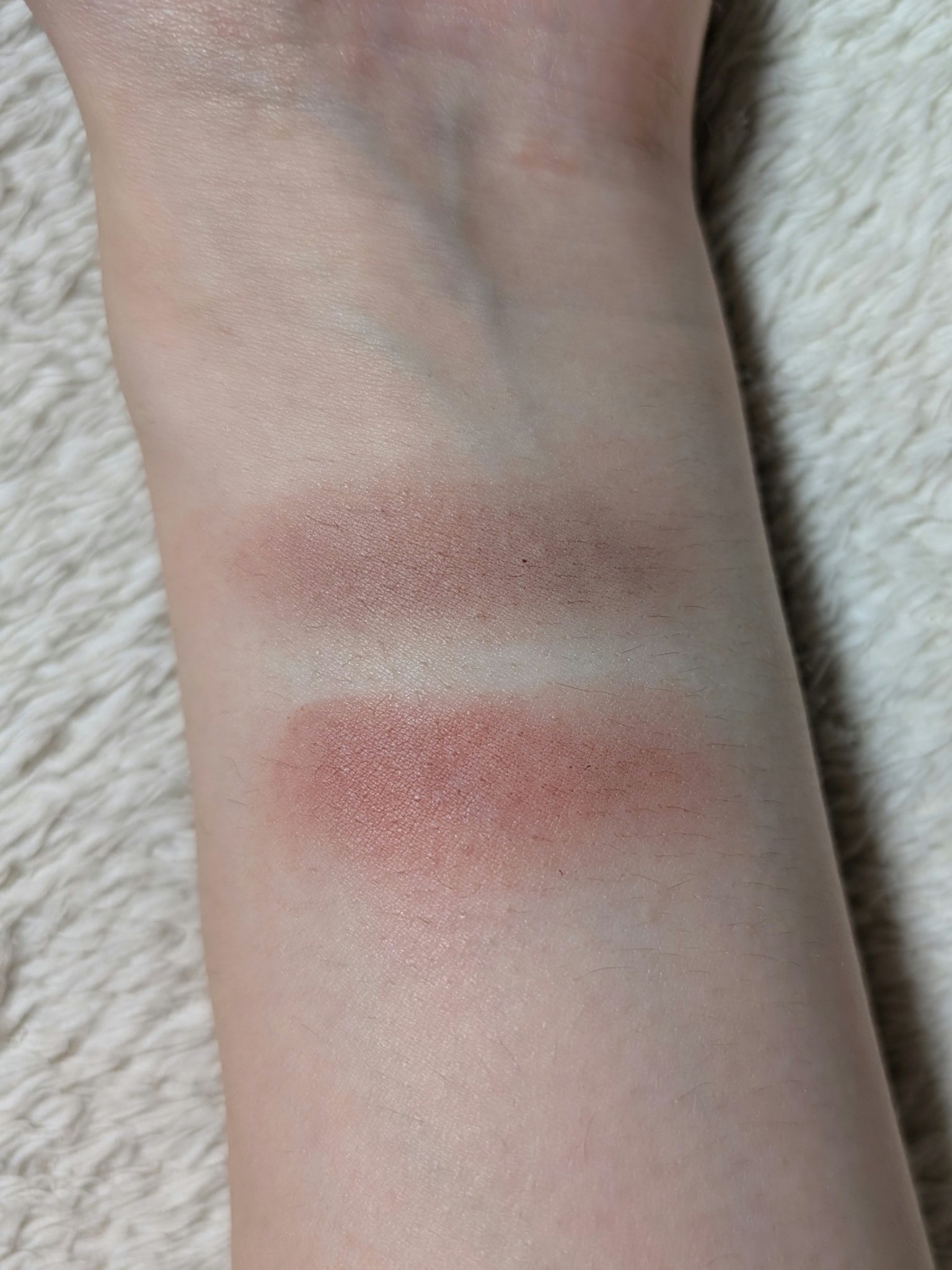 スーパーマットリップ＆チークマッド/INTO U/口紅を使ったクチコミ（2枚目）