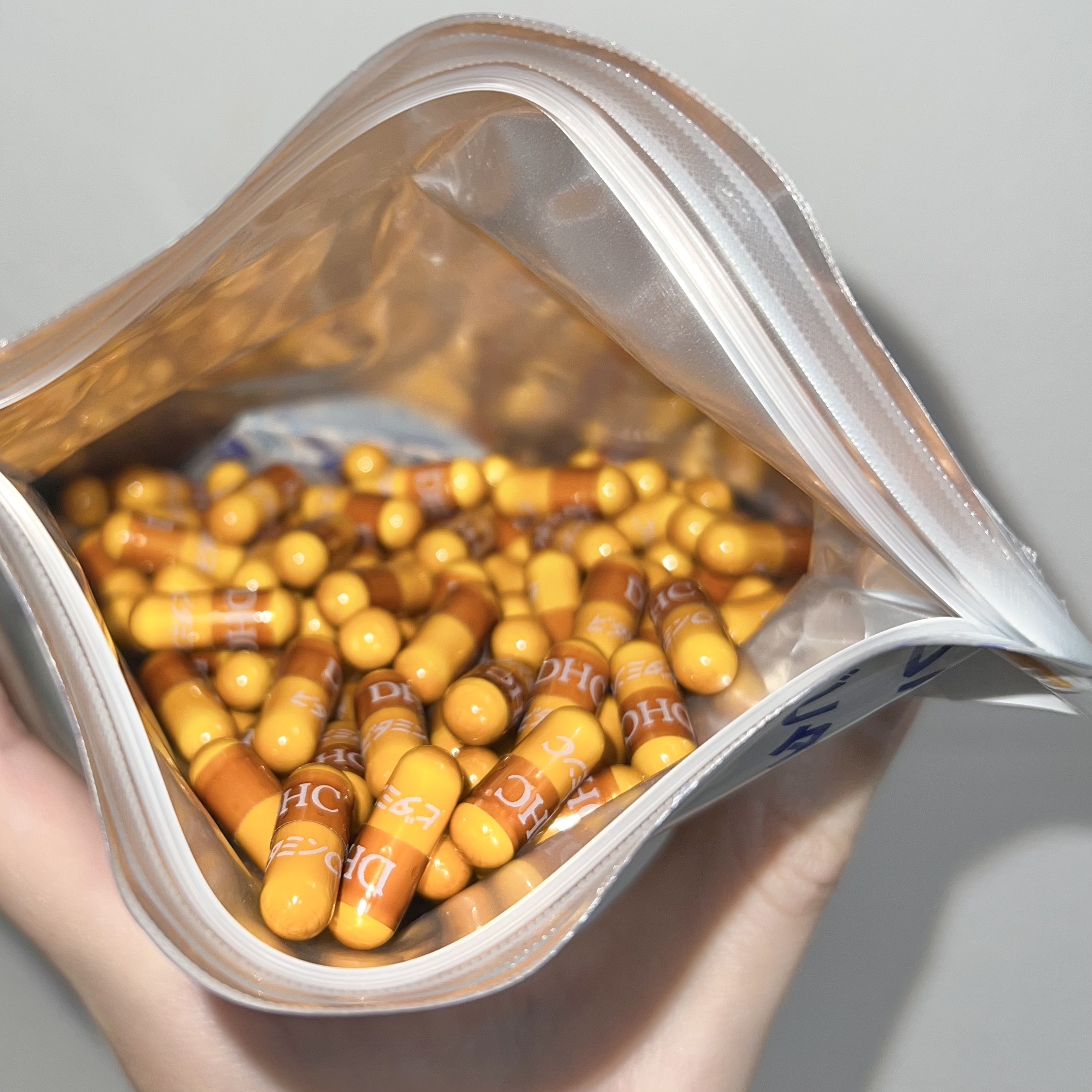 DHC ビタミンＣハードカプセル/DHC/美容サプリメントを使ったクチコミ（3枚目）