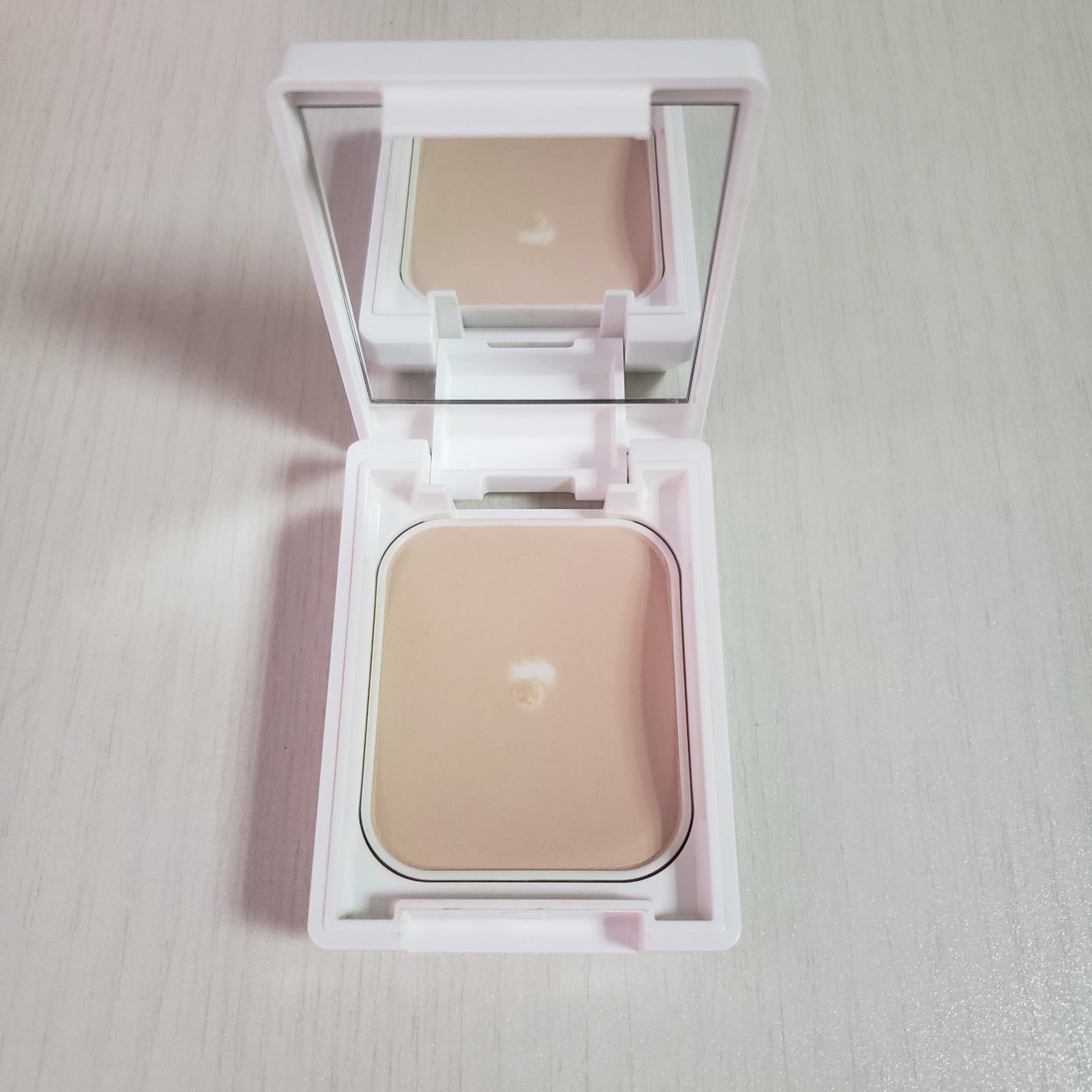 薬用フェイスプロテクトパウダー/IHADA/プレストパウダーを使ったクチコミ(2枚目)