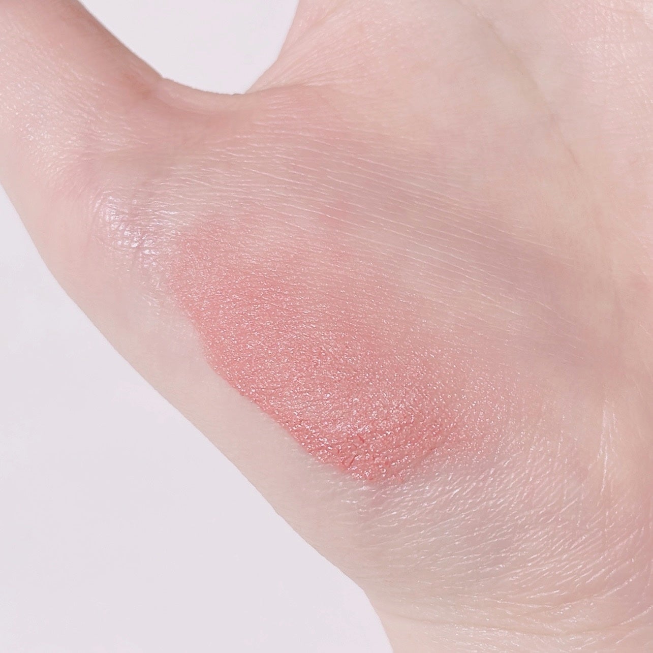 ふかみどり(24時間以内フォロバ100) on LIPS 「【🍑フワッと軽い質感のリップベース🍑】〈#PR〉HeartPe..」(4枚目)