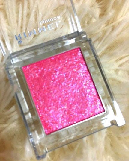 プリズム パウダーアイカラー/リンメル ロンドン/単色アイシャドウを使ったクチコミ(2枚目)