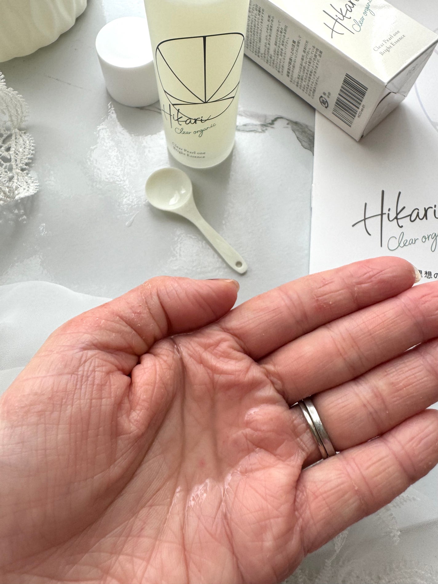 クリアパールワン ブライトエッセンス/HIKARI CLEAR オーガニック/美容液を使ったクチコミ(3枚目)