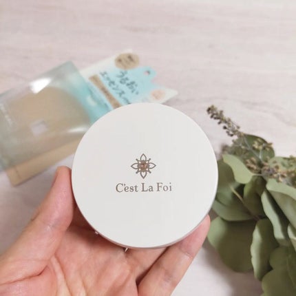 エッセンスパウダー /セラフォア/プレストパウダーを使ったクチコミ(4枚目)