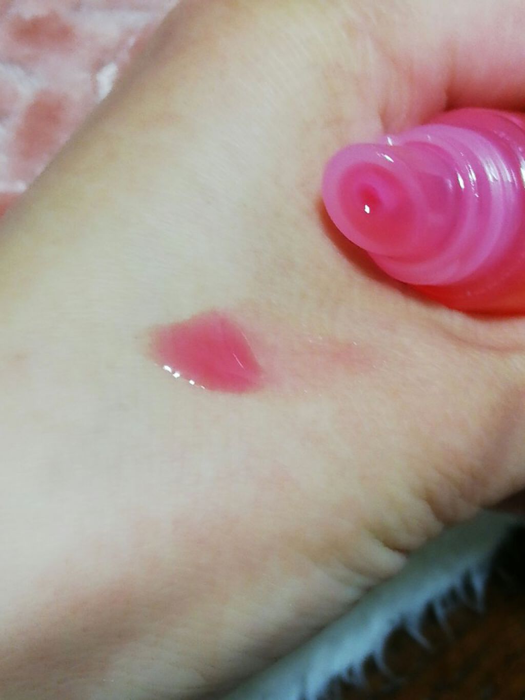 すっぴんリップエッセンス 03 ローズ/クラブ/リップ美容液を使ったクチコミ（3枚目）